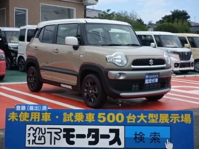 クロスビー(スズキ)登録済未使用車 全体
