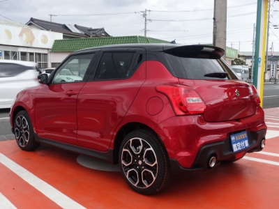 スイフトスポーツ(スズキ)登録済未使用車 後方