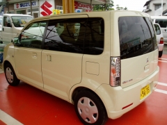 EKワゴン(三菱)中古車 後方