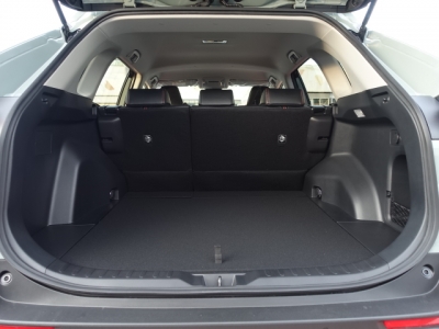 ＲＡＶ４(トヨタ)登録済未使用車 内外装写真他２
