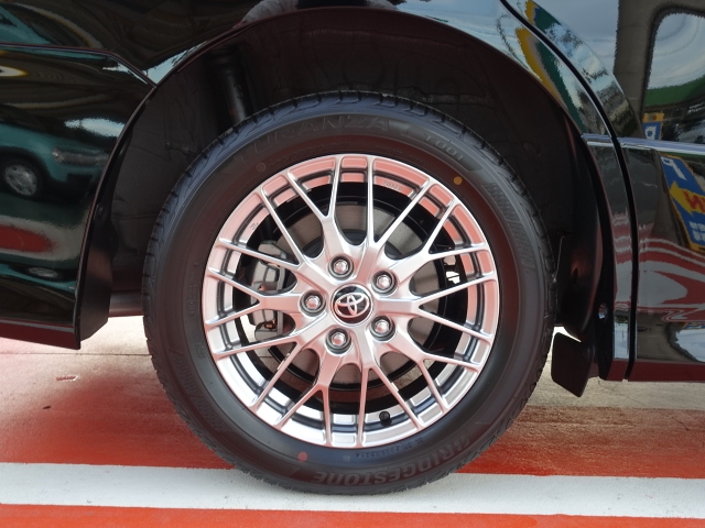 ヴォクシー(トヨタ)登録済未使用車 15