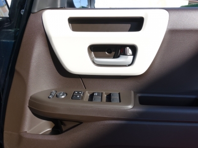 N-BOX(ホンダ)届出済未使用車 内外装写真他２