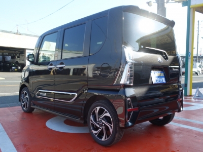 タントカスタム(ダイハツ)届出済未使用車 後方