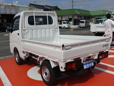 ハイゼットトラック(ダイハツ)新車見本展示有 後方