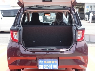ミライース(ダイハツ)新車見本展示有 内外装写真他２