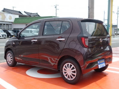 ミライース(ダイハツ)新車見本展示有 後方