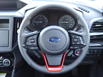 フォレスター(スバル)新車見本展示無 内外装写真