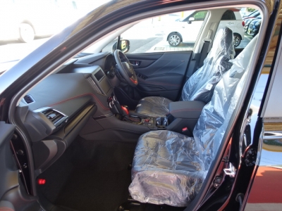 フォレスター(スバル)新車見本展示無 前席内装