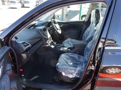 フォレスター(スバル)新車見本展示無 前席内装