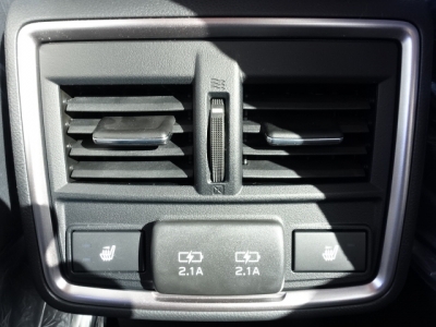 フォレスター(スバル)新車見本展示無 内外装写真他