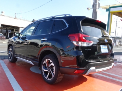 フォレスター(スバル)新車見本展示無 後方