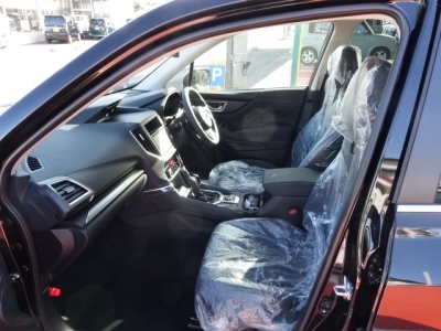フォレスター(スバル)新車見本展示無 前席内装