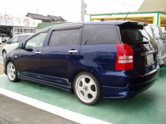 ＷＩＳＨ(トヨタ)中古車 後方