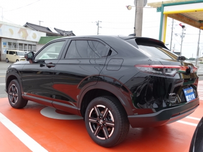ヴェゼル(ホンダ)未使用車展示有 後方
