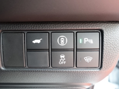 ヴェゼル(ホンダ)未使用車展示無 内外装写真他