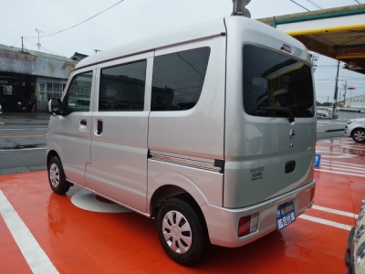 NV１００クリッパー(ニッサン)届出済未使用車 後方