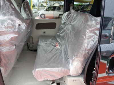 エブリイバンのOEM(スズキ)届出済未使用車 後席内装