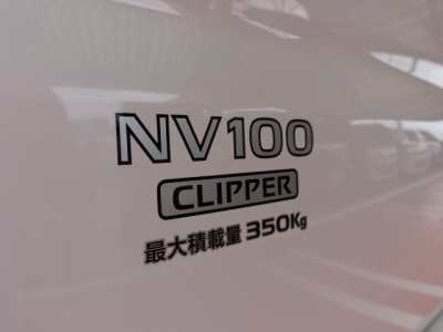 エブリイバンのOEM(スズキ)届出済未使用車 内外装写真他２