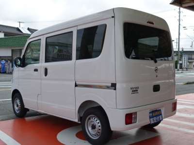 エブリイバンのOEM(スズキ)届出済未使用車 後方