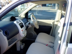 EKワゴン(三菱)中古車 前席内装