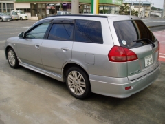 ウィングロード(ニッサン)中古車 後方