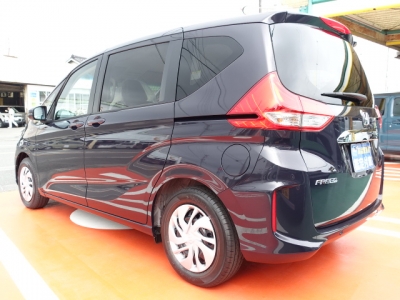 フリード(ホンダ)登録済未使用車 後方