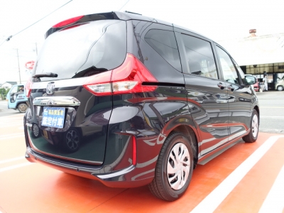 フリード(ホンダ)登録済未使用車 前席内装