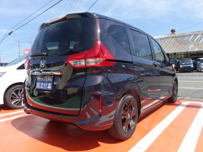 フリード(ホンダ)登録済未使用車 内外装写真他２
