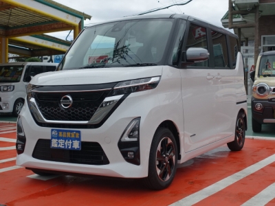 ルークス(ニッサン)届出済未使用車 前方