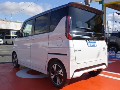 ルークス(ニッサン)届出済未使用車 後方