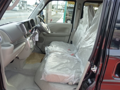 エブリイワゴン(スズキ)届出済未使用車 前席内装