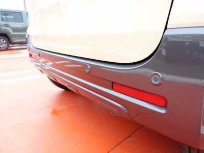 スペーシアギア(ダムド)新車見本展示有 内外装写真他２