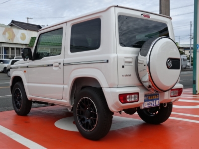 ジムニー(ダムド)新車見本展示無 後方