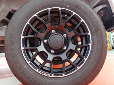 ジムニー(ダムド)新車見本展示無 内外装写真他１