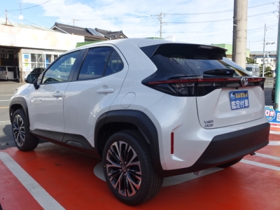 ヤリスクロス(トヨタ)登録済未使用車 後方