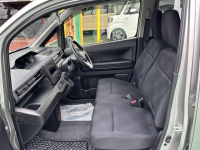 ワゴンR(スズキ)中古車 前席内装