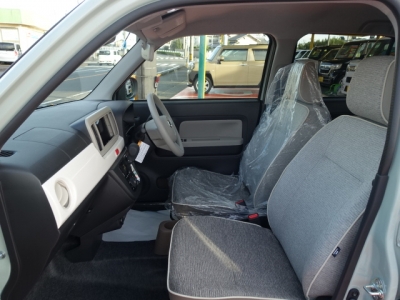 ミラトコット(ダイハツ)新車見本展示有 前席内装