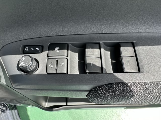 シエンタ(トヨタ)登録済未使用車 12