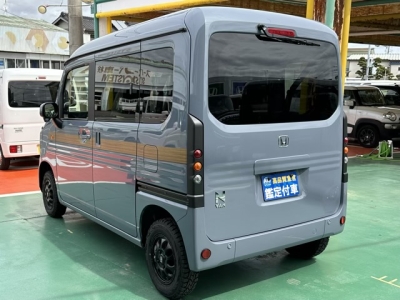 N-VAN(ホンダ)届出済未使用車 後方