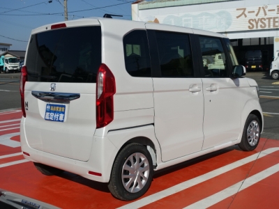 N-BOX(ホンダ)届出済未使用車 前席内装