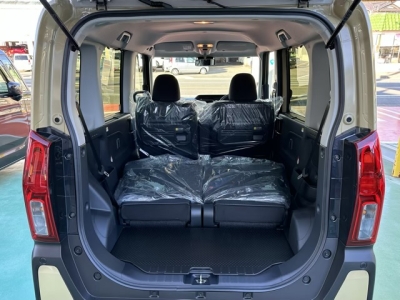 タントファンクロス(ダイハツ)届出済未使用車 内外装写真他２