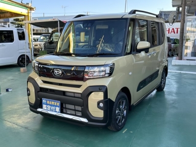 タントファンクロス(ダイハツ)届出済未使用車 前方