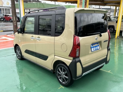 タントファンクロス(ダイハツ)届出済未使用車 後方