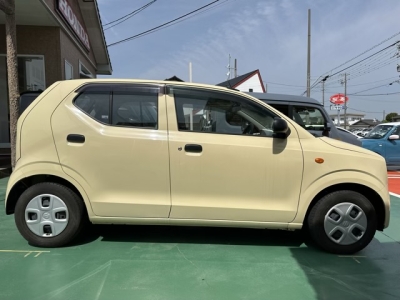 アルト(スズキ)中古車 内外装写真他１