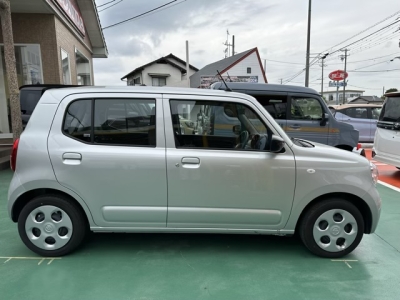 アルト(スズキ)ディーラ-試乗車 内外装写真他２