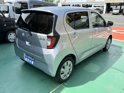 ミライース(ダイハツ)届出済未使用車 内外装写真他２