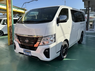 キャラバン(ニッサン)登録済未使用車 前方