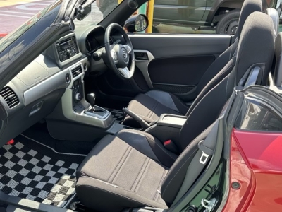 コペン(ダイハツ)中古車 前席内装