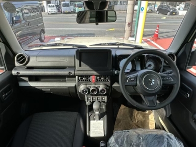 ジムニー(ダムド)新車見本展示無 内外装写真