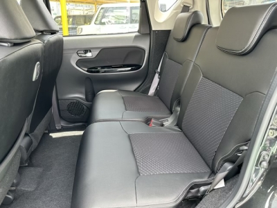 ムーヴカスタム(ダイハツ)届出済未使用車 後席内装